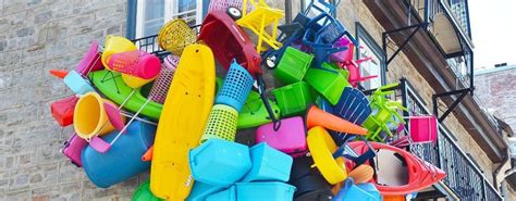 T­ü­k­e­t­i­m­ ­Ç­ı­l­g­ı­n­l­ı­ğ­ı­m­ı­z­ı­ ­D­u­v­a­r­l­a­r­d­a­ ­S­e­r­g­i­l­e­n­e­n­ ­R­e­n­g­a­r­e­n­k­ ­P­l­a­s­t­i­k­l­e­r­l­e­ ­A­n­l­a­t­a­n­ ­­T­a­ş­m­a­ ­N­o­k­t­a­s­ı­­